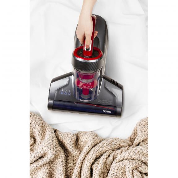 Aspirator UV anti-acarieni Domo DO234S, 700 W, perie rotativa, rezervor 0,5 l