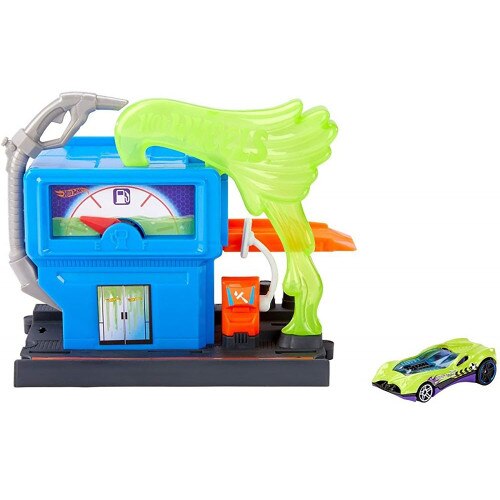 Set Pista Hot Wheels de Masini City Downtown Toxic Fluel Stop cu Masinuta