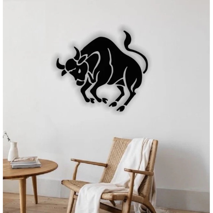 Decor perete zodia Taur din lemn 43 cm x 38 cm