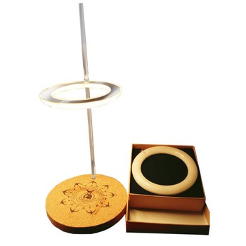 Lampa full spectrum pentru cresterea plantelor de interior cu trei inele, lumina naturala, 30 becuri tip LED integrat, diametru 8 cm Lampa full spectrum pentru cresterea plantelor de interior cu trei inele, lumina naturala, 30 becuri tip LED integrat, diametru 8 cm