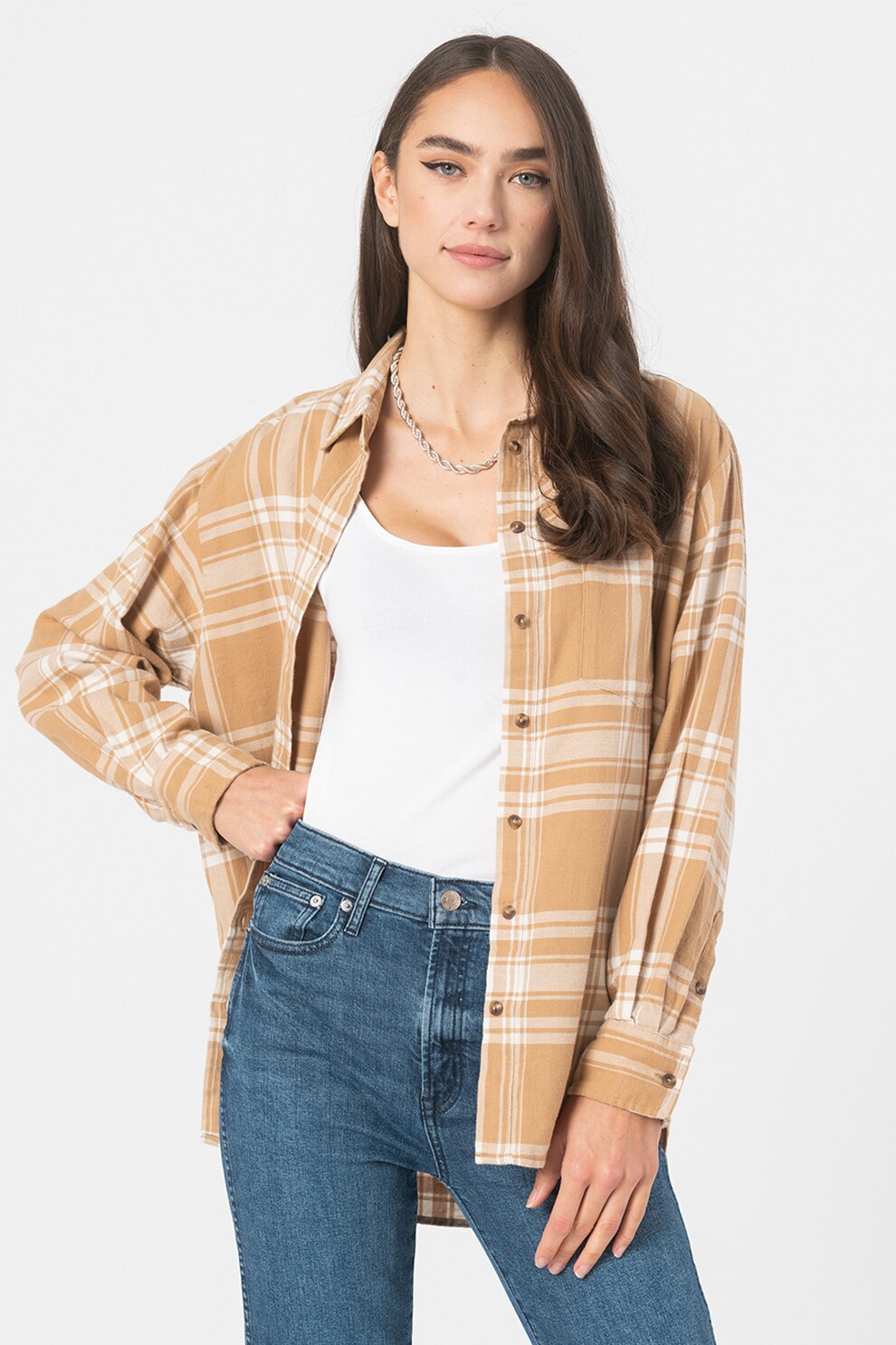 GAP, Camasa supradimensionata cu model in carouri si buzunar aplicat pe piept, Maro camel/Alb prafuit