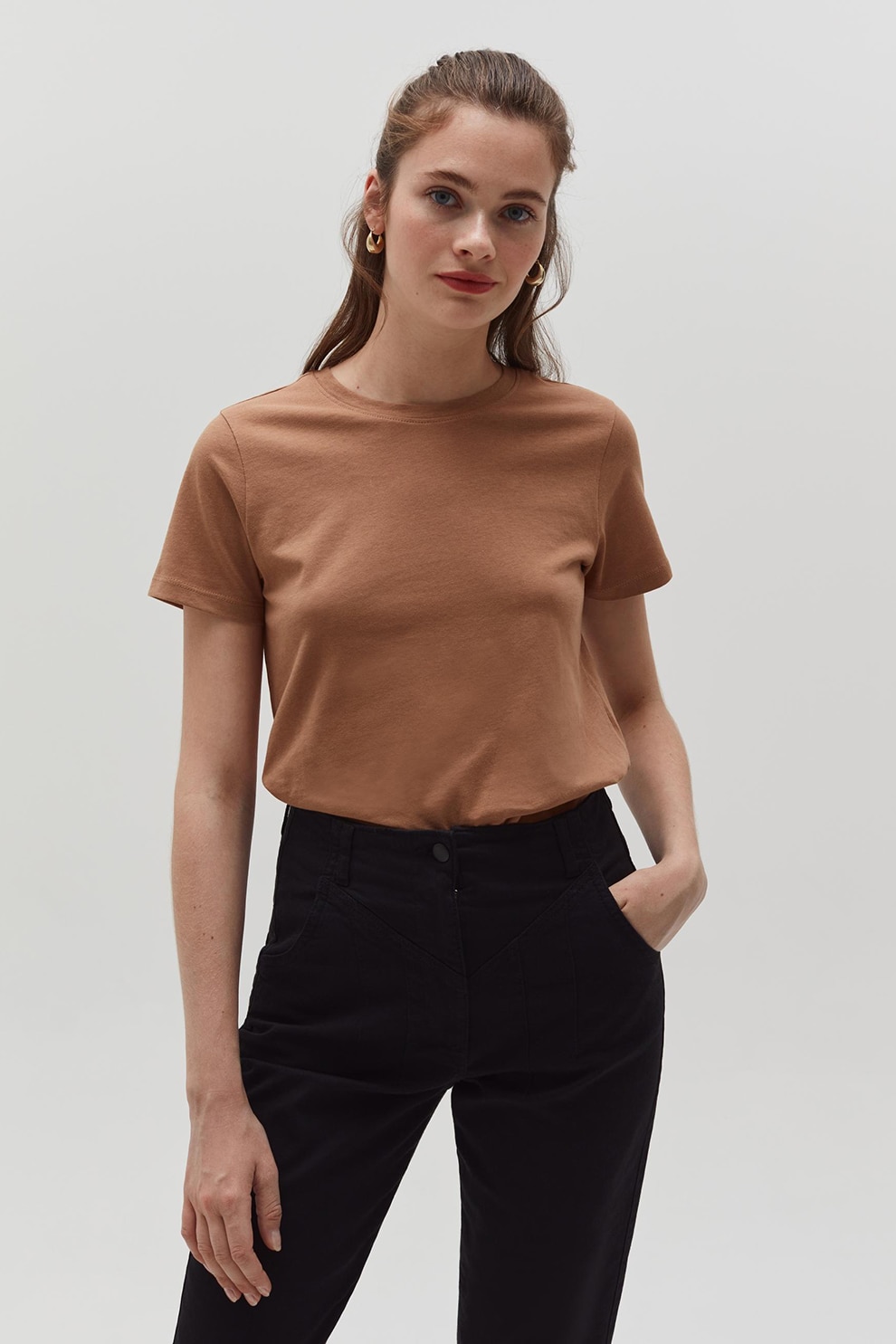 OVS, Tricou de bumbac cu decolteu la baza gatului, Cafeniu
