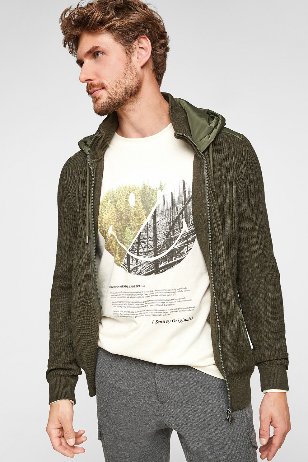 s.Oliver, Bluza cu decolteu la baza gatului si imprimeu grafic si text, Alb