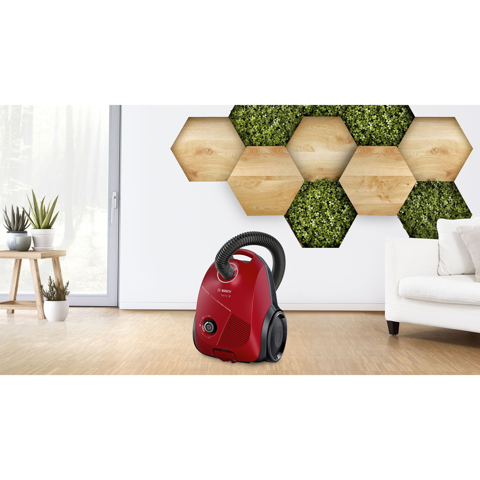 Aspirator cu sac Bosch Serie 2 BGBS2RD1, filtru igienic, capacitate sac 3.5L, control electronic rotativ, consum anual de energie: 26.7 kWh/an, Rosu