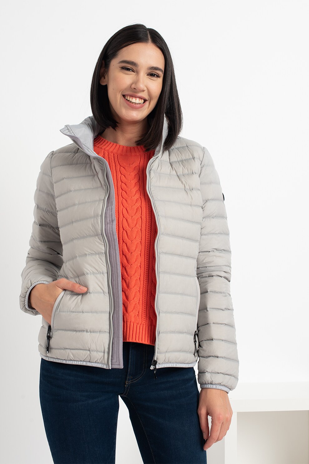 SUPERDRY, Geaca cu umplutura de puf si aspect matlasat Core, Gri cenusa