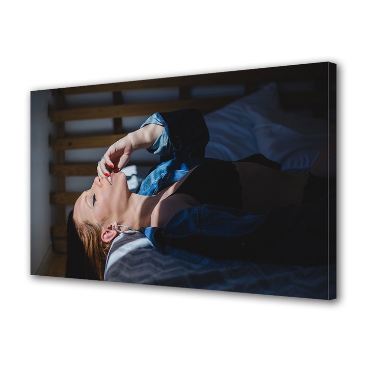 Tablou Canvas Fosforescent, Luminos in Intuneric, Premium, Art Star, Dimineata seducatoare, Sexy, Erotic Senzual, Panza pe cadru de lemn, Decoratiuni Moderne pentru Casa, 20 x 30 cm