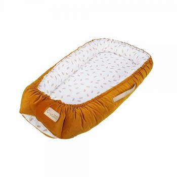 Cosulet bebelus pentru dormit Baby Nest, cu 2 fete, satin si catifea, nou-nascuti, salteaua detasabila, 80 x 50 cm Cosulet bebelus pentru dormit Baby Nest, cu 2 fete, satin si catifea, nou-nascuti, salteaua detasabila, 80 x 50 cm