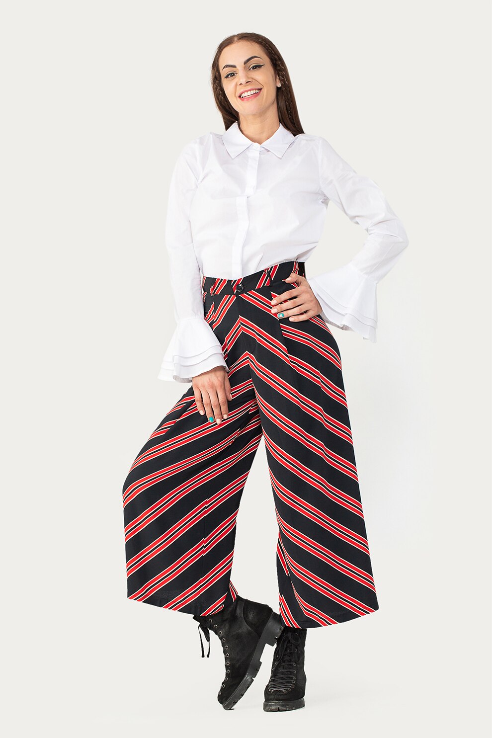 Antonia M, Pantaloni crop cu croiala ampla si model, Negru/Rosu/Alb