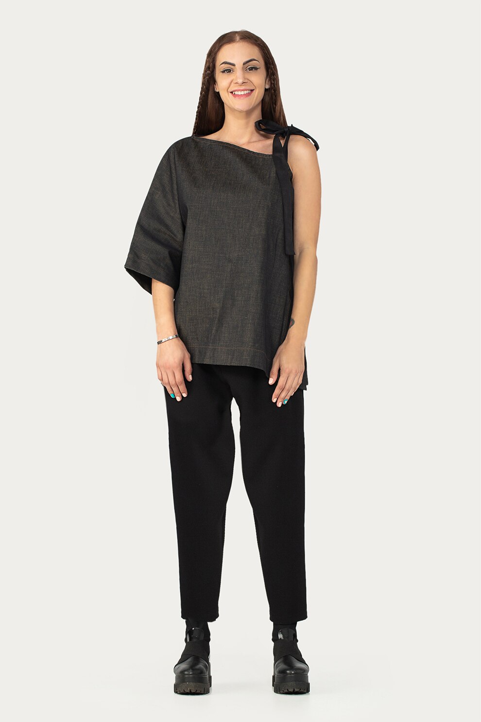 Antonia M, Bluza lejera cu model cu o maneca, Negru stins, One Size