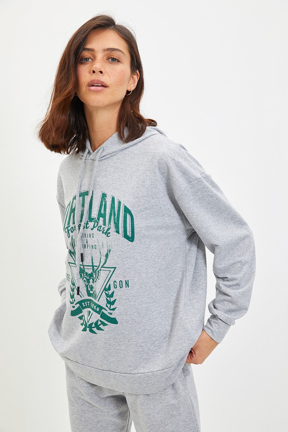 Trendyol, Set de hanorac din amestec de bumbac si pantaloni sport, Gri/Verde