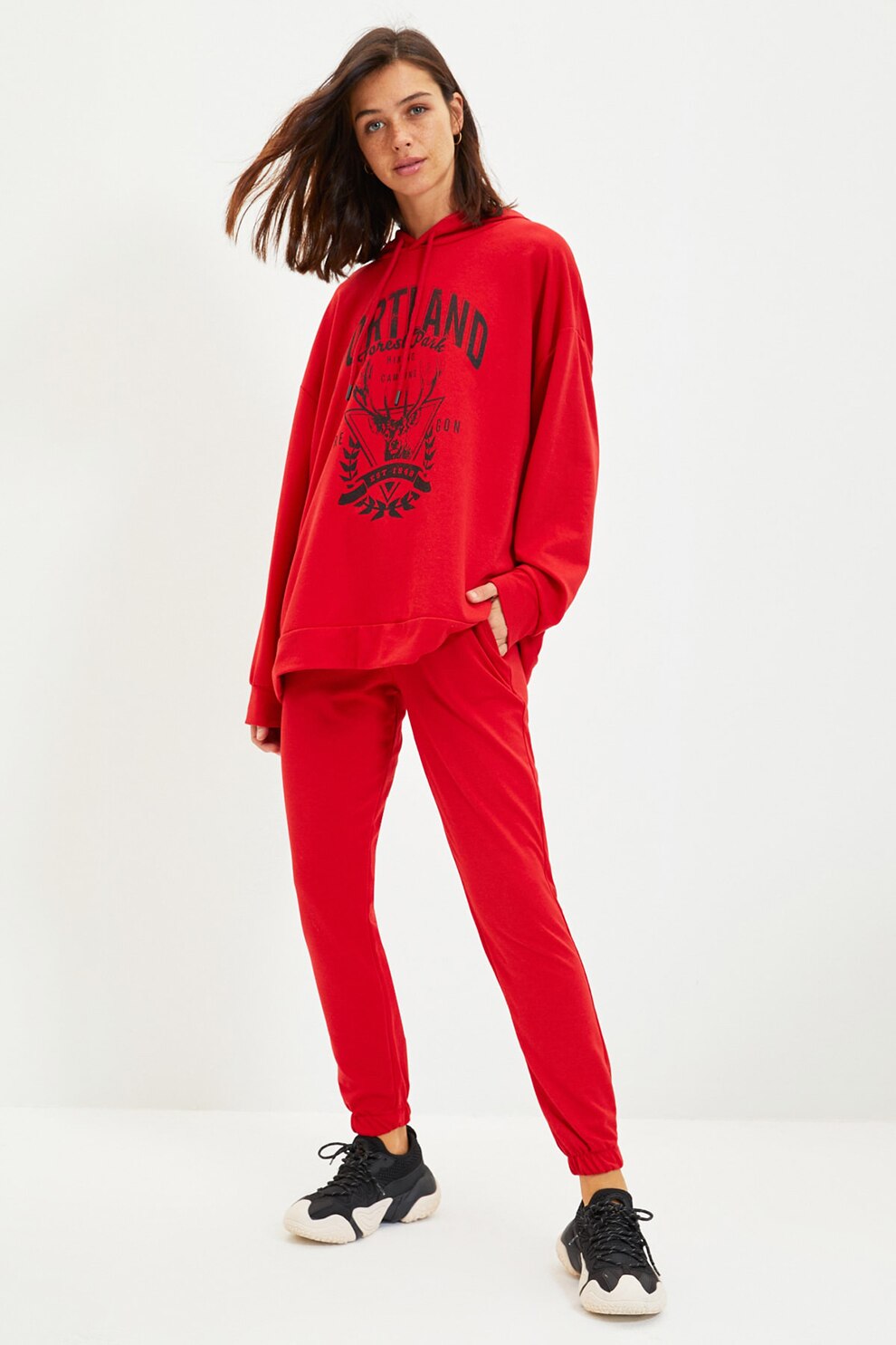 Trendyol, Set de hanorac din amestec de bumbac si pantaloni sport, Rosu/Negru