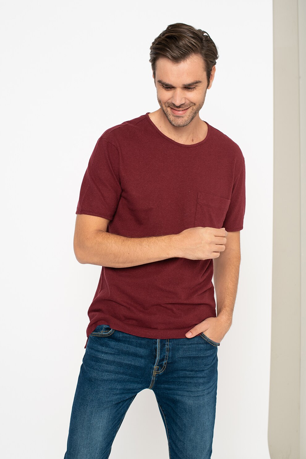 United Colors of Benetton, Tricou din amestec de in cu buzunar pe piept, Visiniu