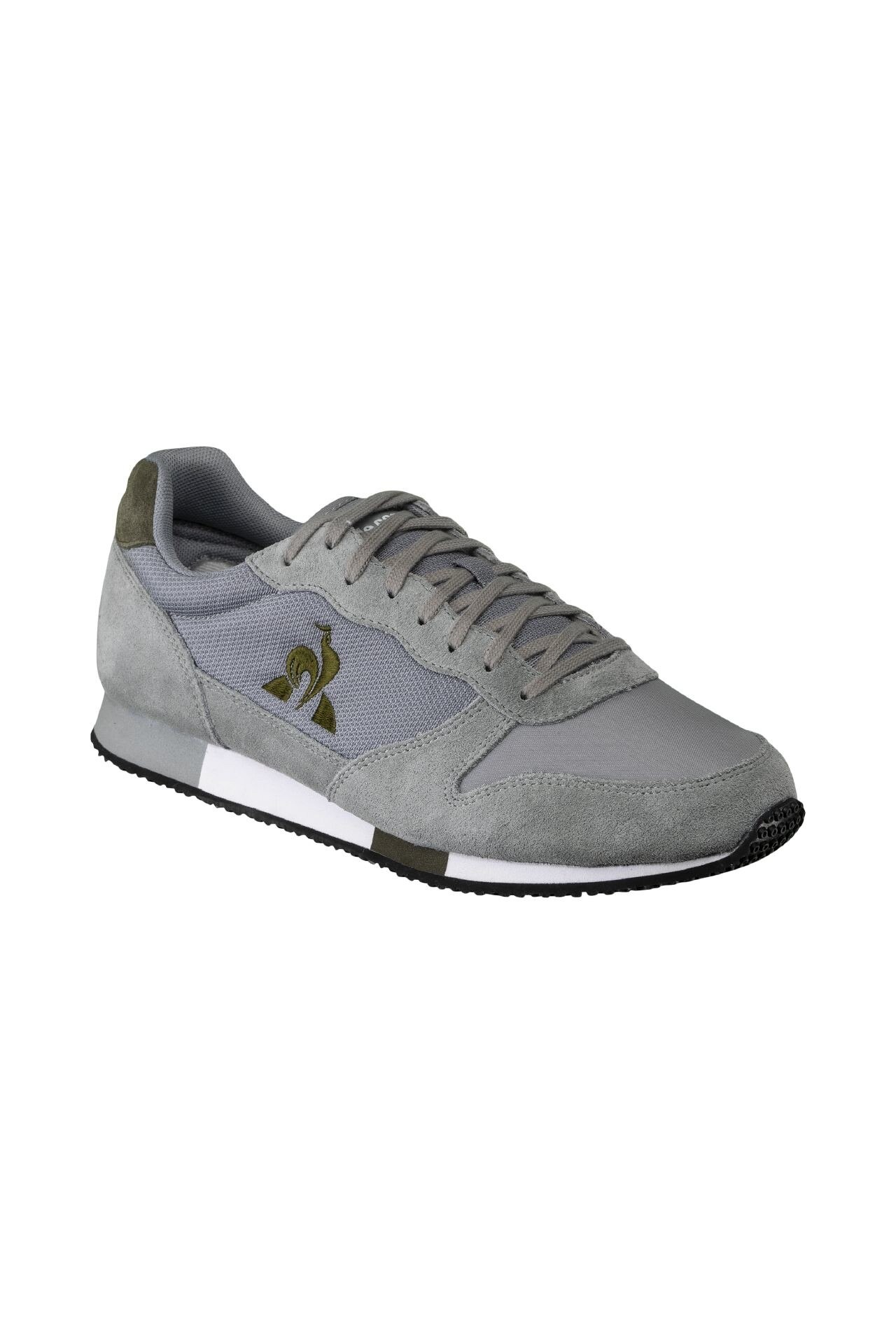 Tenisi pentru barbati, Le coq sportif, Alpha