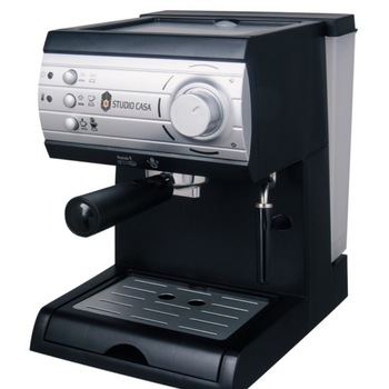 Espressor cafea, putere 1050 W, capacitate 1.5 l, presiune pompa 15 bar, culoare negru/argintiu Espressor cafea, putere 1050 W, capacitate 1.5 l, presiune pompa 15 bar, culoare negru/argintiu