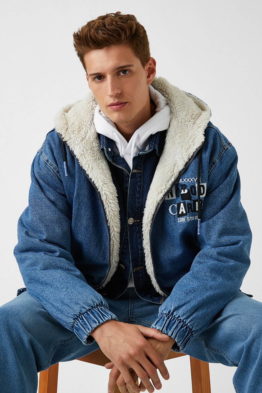 KOTON, Jacheta din denim cu gluga si captuseala din blana sintetica, Albastru deschis