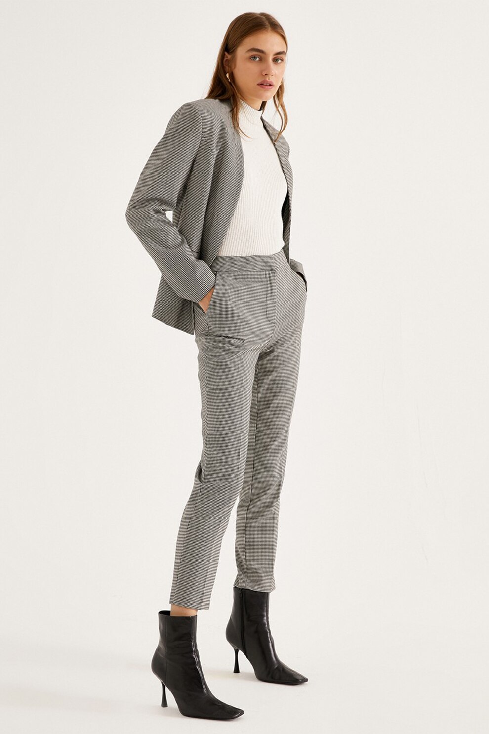 KOTON, Pantaloni cu pensa si imprimeu houndstooth, Negru/Alb