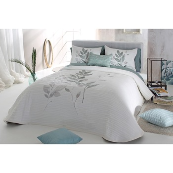 Set Cuvertura premium Sensey si 2 fete de perna, Reig Marti, verde, 280 cm x 270 cm Set Cuvertura premium Sensey si 2 fete de perna, Reig Marti, verde, 280 cm x 270 cm