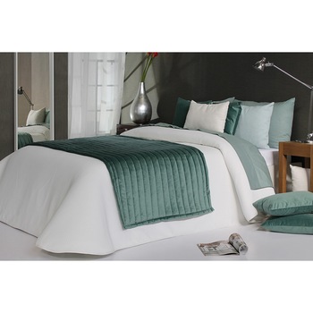 Set Cuvertura Polomar si o fata de perna , Reig Marti, alb, 205 cm x 270 cm Set Cuvertura Polomar si o fata de perna , Reig Marti, alb, 205 cm x 270 cm