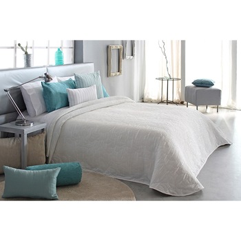 Set Cuvertura Ocanya si 2 fete de perna, Reig Marti, off white, dimensiune 235 cm x 270 cm Set Cuvertura Ocanya si 2 fete de perna, Reig Marti, off white, dimensiune 235 cm x 270 cm