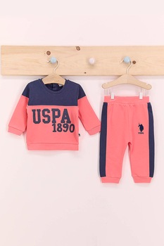 U.S. Polo Assn., Set de pantaloni si bluza sport cu decolteu la baza gatului, Bleumarin/Corai, 68-74 CM U.S. Polo Assn., Set de pantaloni si bluza sport cu decolteu la baza gatului, Bleumarin/Corai, 68-74 CM
