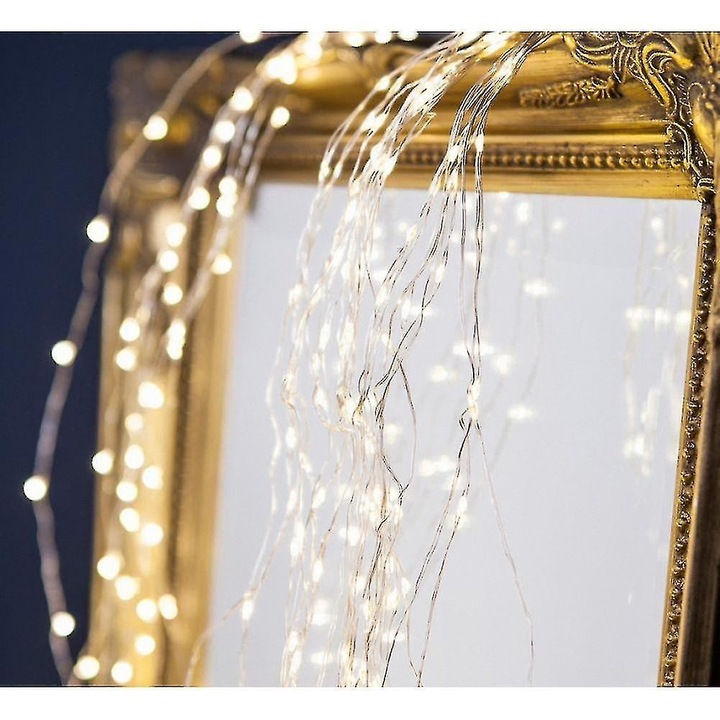 Instalatie Craciun Tip Turturi, IP44, 25 m, 715 Led-uri, Alb rece, 8 jocuri de lumini, Telecomanda inclusa, Interconectabila, Prelungitor 3 m inclus, Fir Cupru, Southern Sky, Interior/Exterior