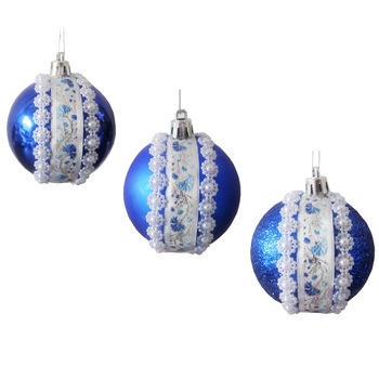 Set 3 Globuri Albastre Craciun 8 mm Motive Taranesti Broderie Papadii si Perle Set 3 Globuri Albastre Craciun 8 mm Motive Taranesti Broderie Papadii si Perle