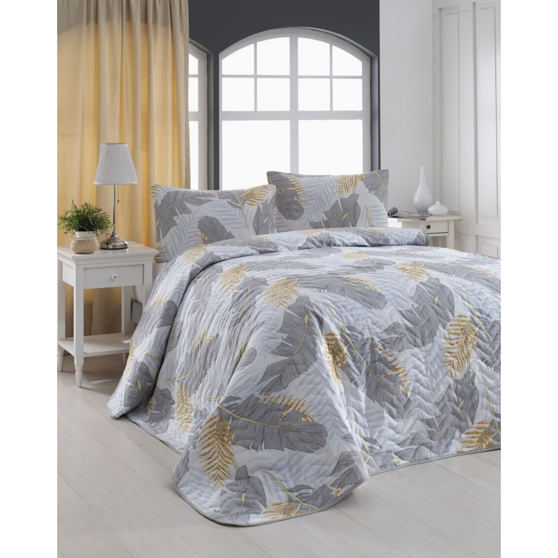Set cuvertura matlasata 200x220 cm cu 2 fete perna 50x70 cm, Eponj Home, Altin Yaprak - Grey