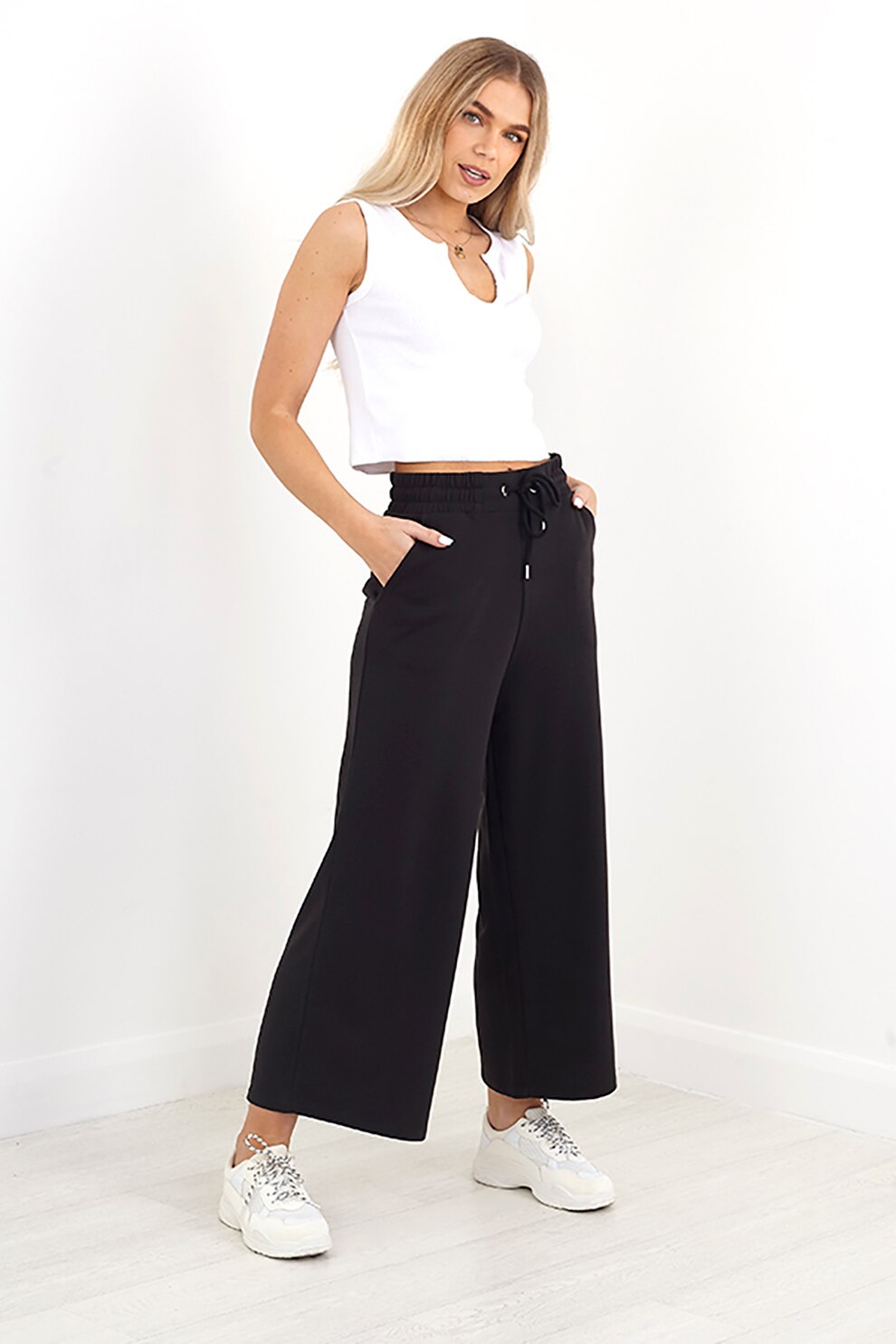 BRAVE SOUL, Pantaloni crop cu croiala ampla Petra, Negru