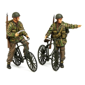 Set Figurine Tamiya British Paratroopers with Bicycles 1:35 TAM 35333 Set Figurine Tamiya British Paratroopers with Bicycles 1:35 TAM 35333