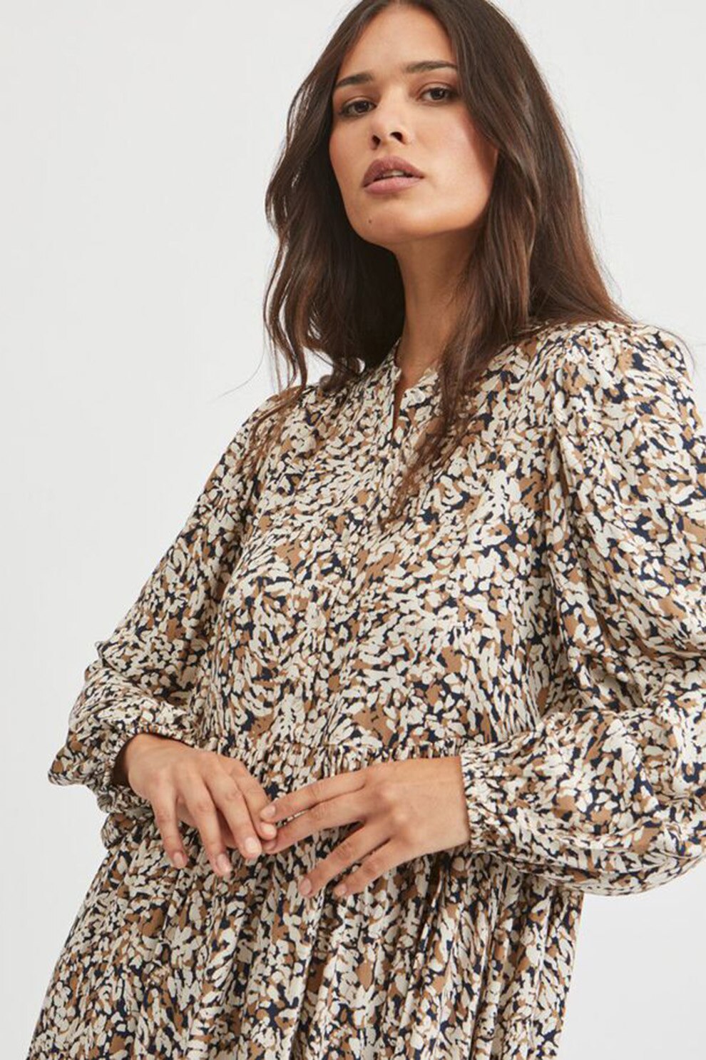 Vila, Rochie mini cu maneci lungi, Maro camel/Alb