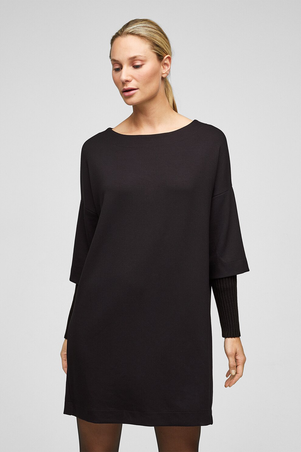 s.Oliver, Rochie mini dreapta cu maneci cazute, Negru