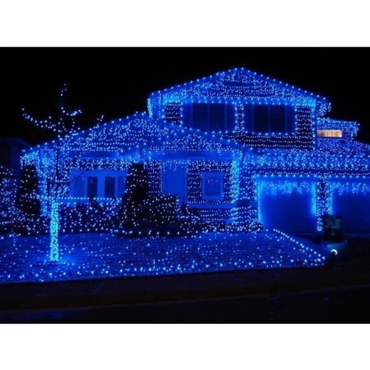 Instalatie Craciun Turturi, IP44, 25 m, 715 Led-uri, Perdea Franjurata, Albastru, 8 jocuri de lumini, Transformator 31 V, Putere 9 W, Interconectabila, Interior/Exterior, Prelungitor 3 m inclus, Fir Alb, By Fitilomania