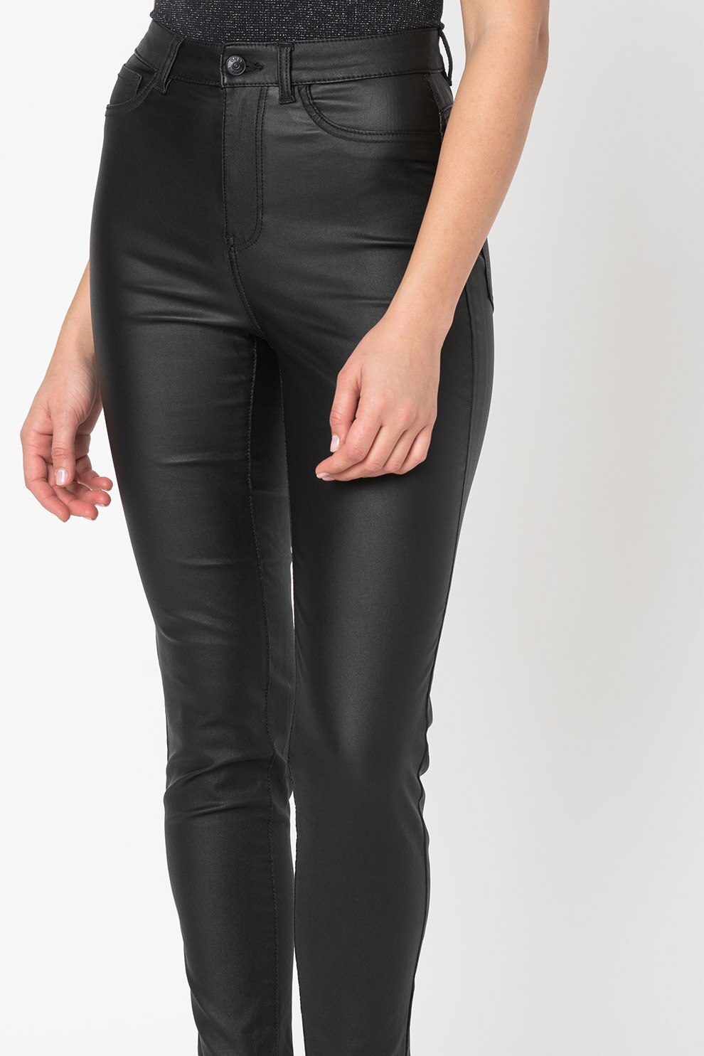 Only, Pantaloni crop cu talie inalta si aspect peliculizat Emily, Negru