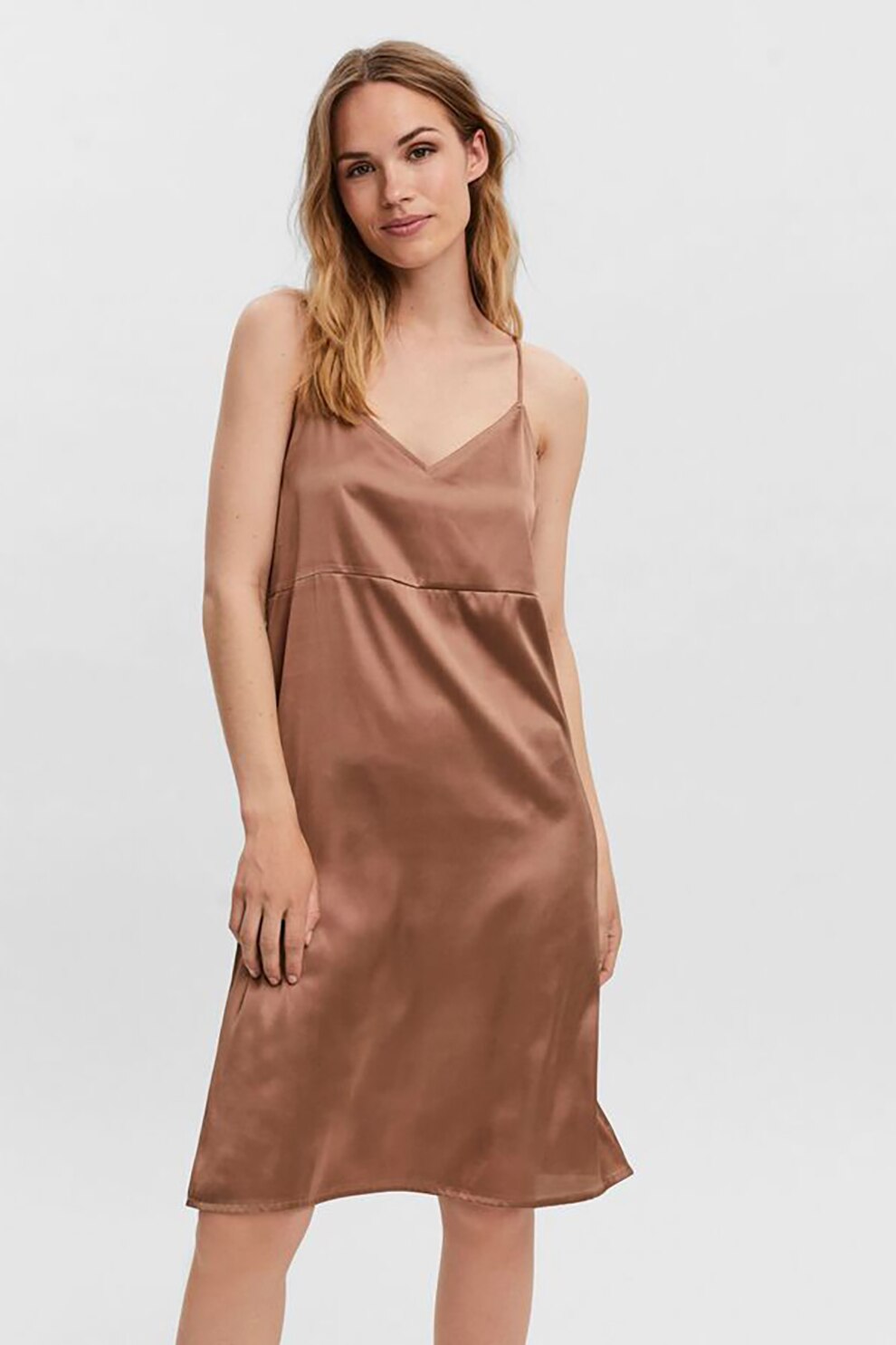 Vero Moda, Camasa de noapte de satin cu bretele cu model incrucisat, Maro camel