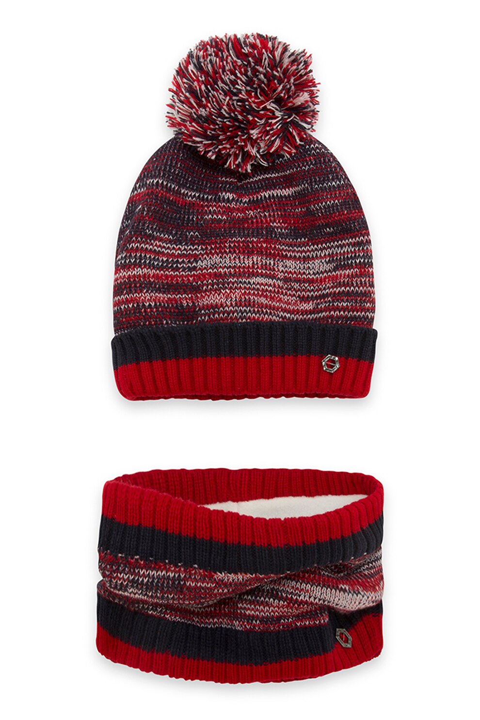 Tuc Tuc, Set de caciula cu ciucure si fular circular