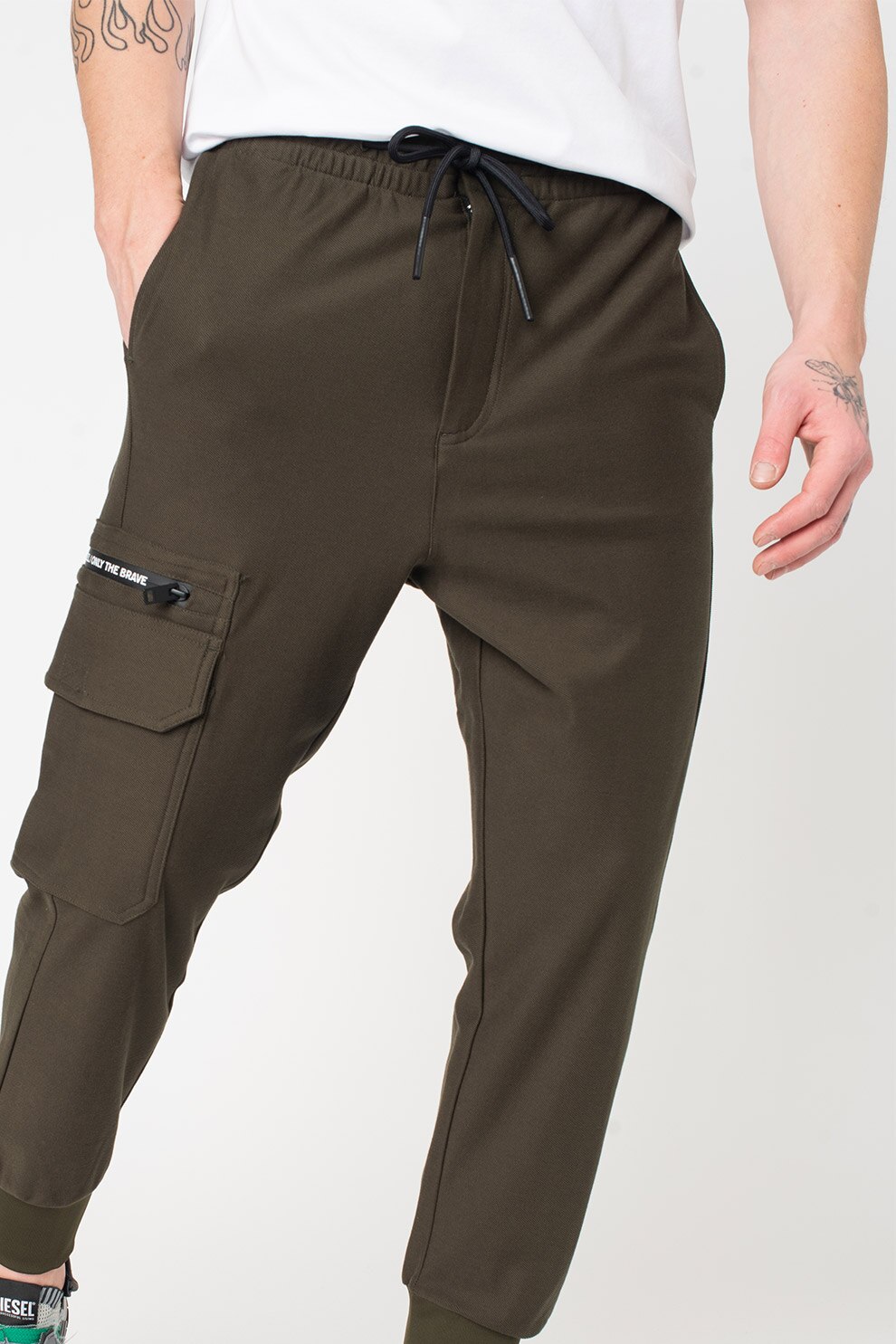 Diesel, Pantaloni sport cargo conici P-Hierro, Verde militar