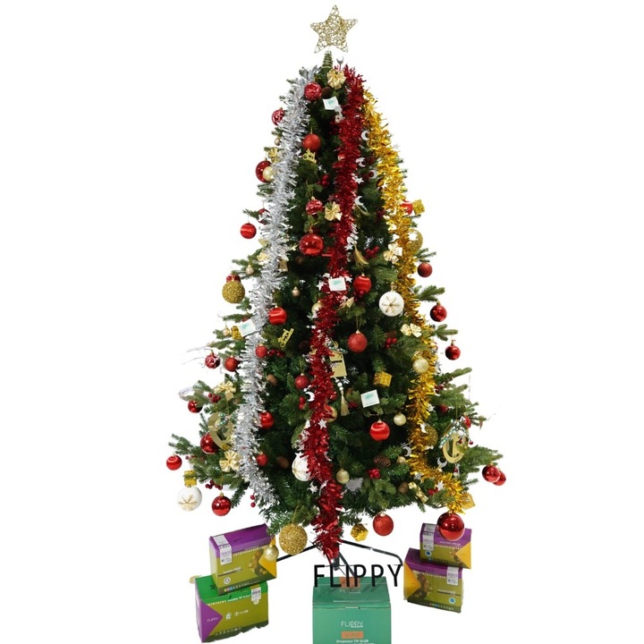 Комплект изкуствена елха и декоративни елементи Flippy, модел 3, декорирана с червени борови шишарки, височина 210 см, диаметър 137 см, 1172 клона, зелен, включена метална поставка