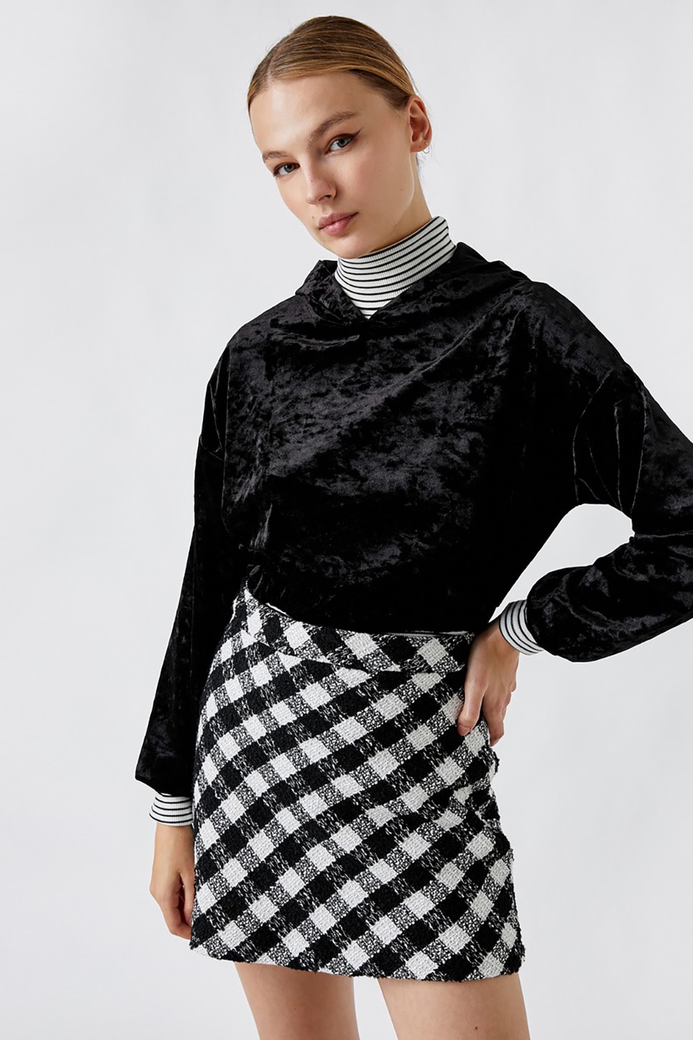 KOTON, Hanorac crop din catifea, Negru
