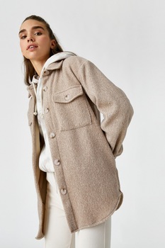 KOTON, Palton scurt cu buzunare pe piept, Cafeniu KOTON, Palton scurt cu buzunare pe piept, Cafeniu