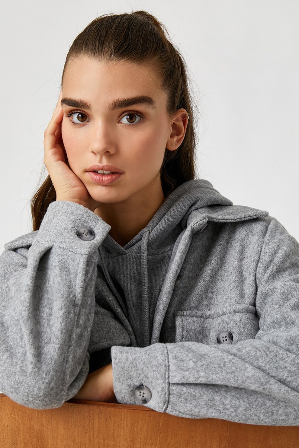 KOTON, Palton scurt cu buzunare pe piept, Gri