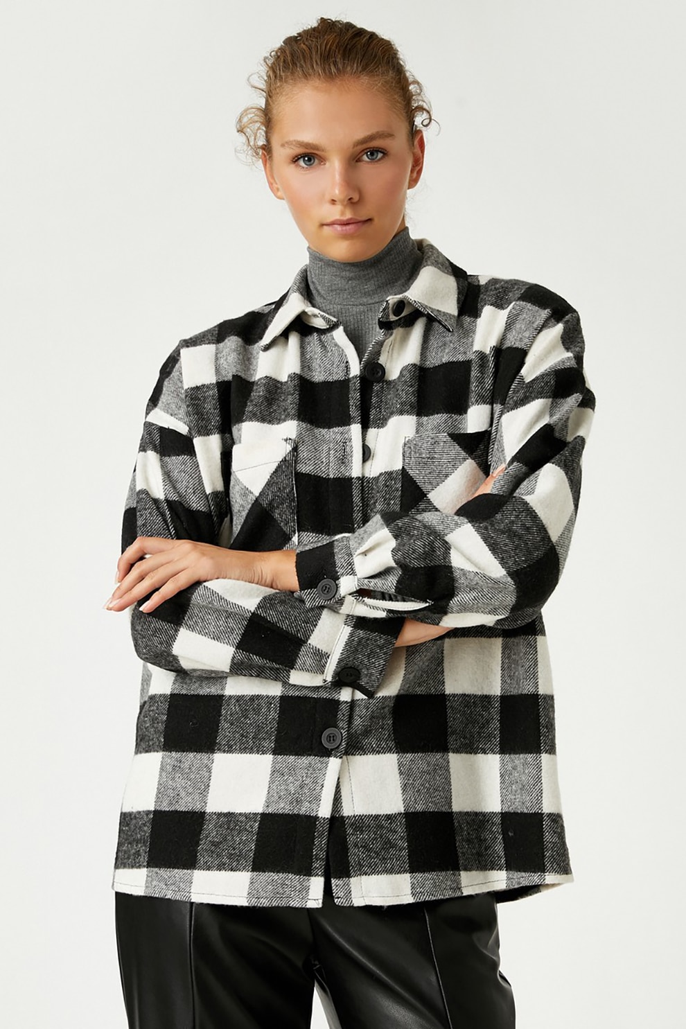 KOTON, Camasa din flanel cu model in carouri si buzunare pe piept, Negru/Alb