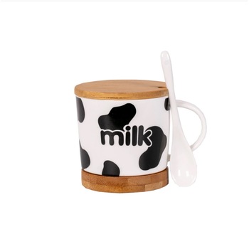 Cana cu lingurita ceramica, suport si capac din bambus, model milk, Negru 300 ml Cana cu lingurita ceramica, suport si capac din bambus, model milk, Negru 300 ml