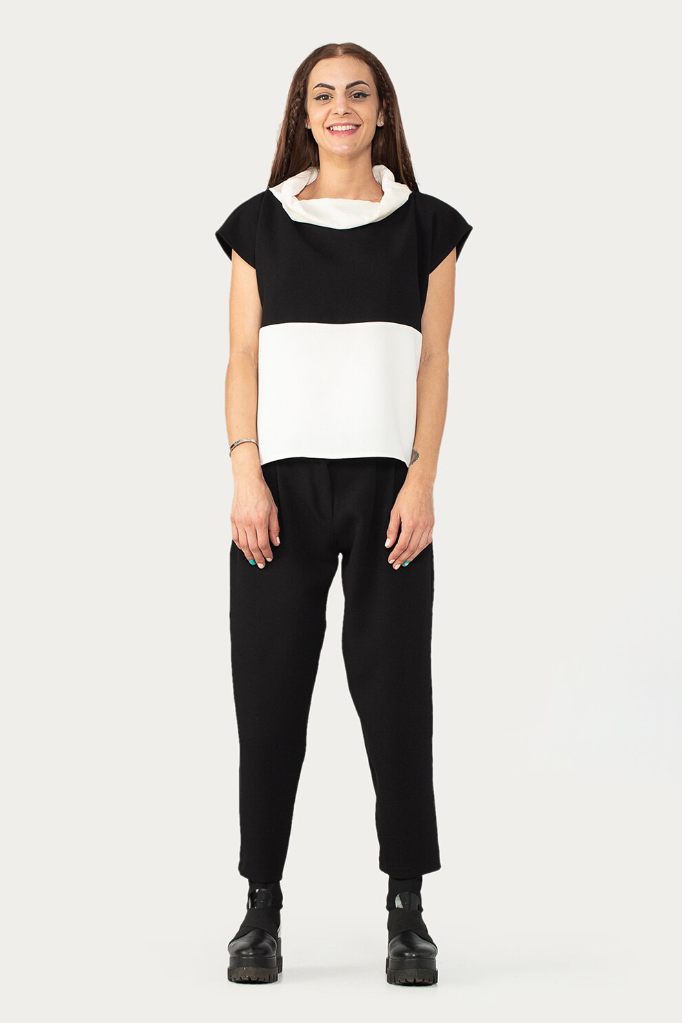 Antonia M, Bluza in doua nuante cu slituri laterale, Negru/Alb