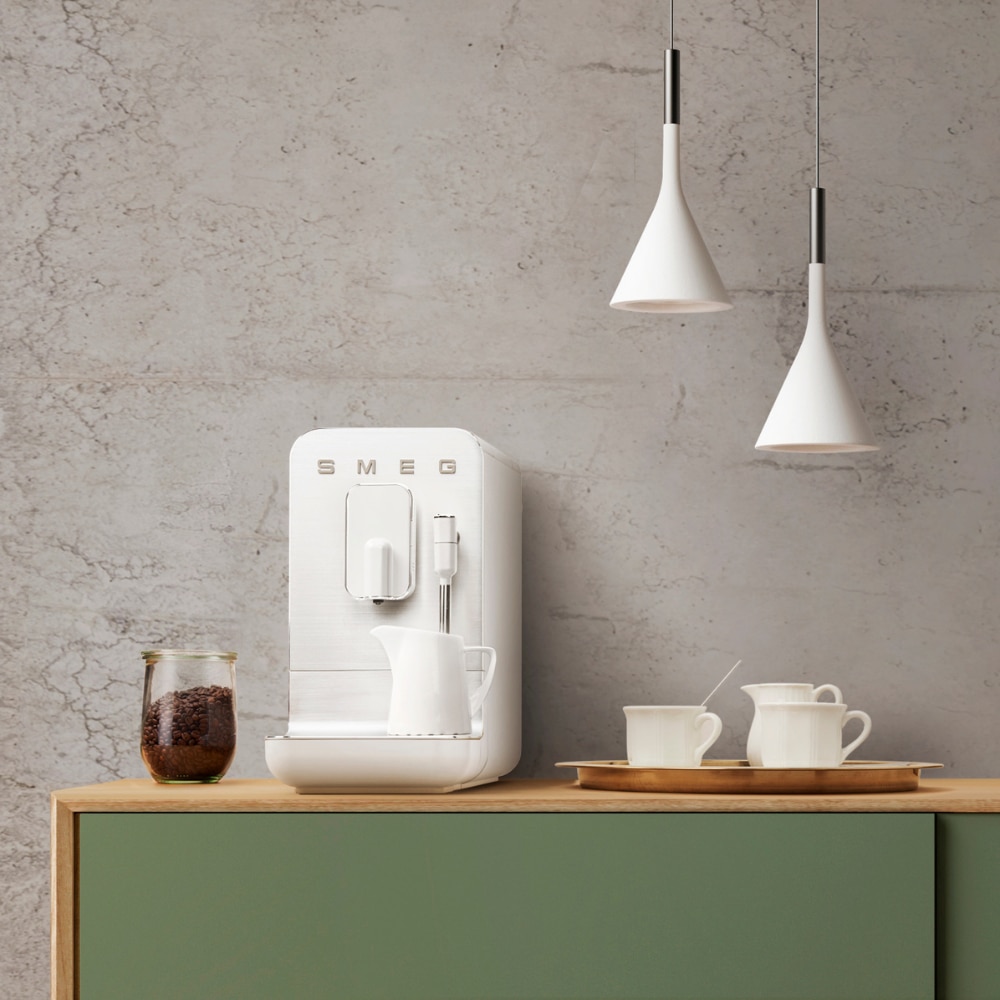 Автоматична еспресо кафемашина Smeg BCC02WHMEU, 50's Style, 1350 W, 19 ...
