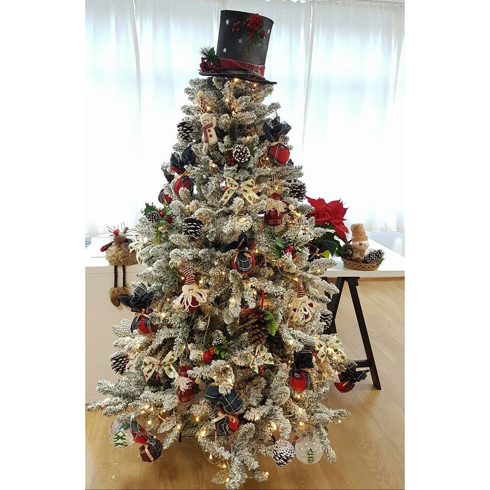 Brad artificial Gillam Premium flock Smart LED 180 cm cu ACE 3D si 2D