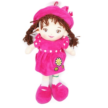 Papusa de Plus ADA, 40cm, in rochita fucsia si palarie, care spune Rugaciunea Papusa de Plus ADA, 40cm, in rochita fucsia si palarie, care spune Rugaciunea