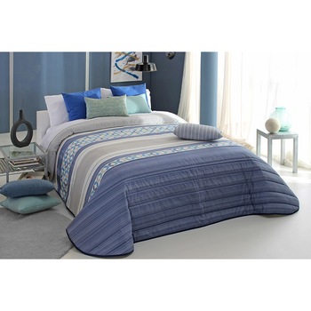 Set Cuvertura matlasata Yale 2A si 1 perna decorativa, Reig Marti, albastru, dimensiune 190 cm x 270 cm Set Cuvertura matlasata Yale 2A si 1 perna decorativa, Reig Marti, albastru, dimensiune 190 cm x 270 cm