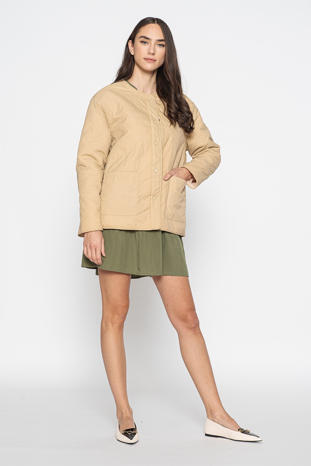 Sisters Point, Jacheta usoara reversibila Eqi, Maro camel