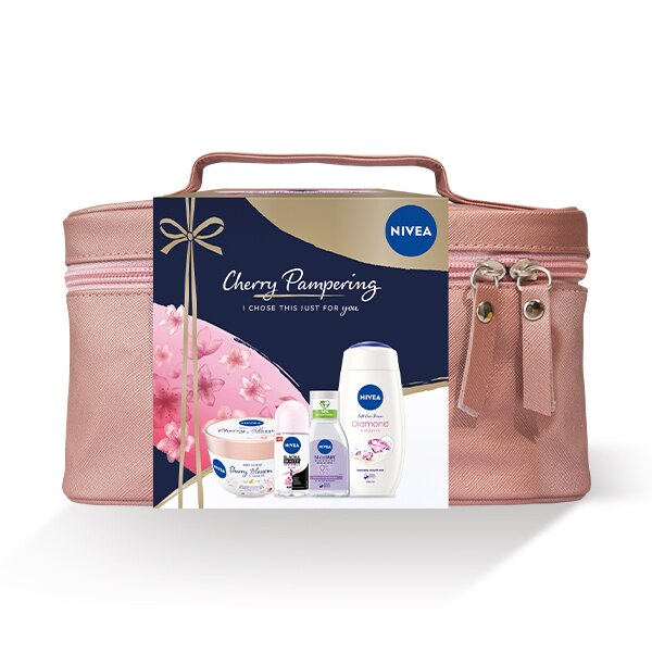 Set cadou Nivea Body Cherry Pampering: Lotiune de corp Nivea Body Suffle Cherry Blossom, 300 ml + Gel de dus Nivea Diamond & Argan Oil, 250 ml + Deodorant roll-on Nivea Black & White Invisible, 50 ml + Apa micelara pentru ten sensibil Nivea, 100 ml