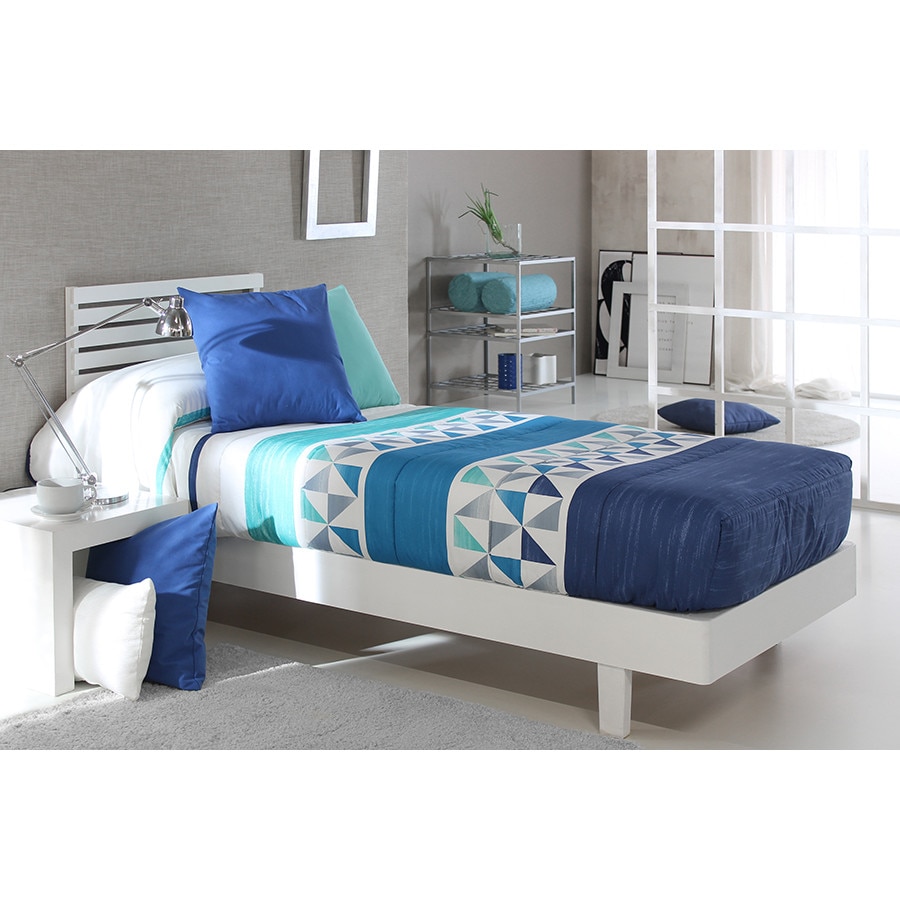 Set Cuvertura matlasata fixa Wang AG si 1 perna decorativa, Reig Marti, albastru, gri, pentru pat de 90 cm x 200 cm